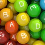 Антиоксидантна дія вітамінів A, C та E
