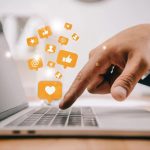 Онлайн курс SMM менеджменту – отримання нової спеціальності без меж і незручностей