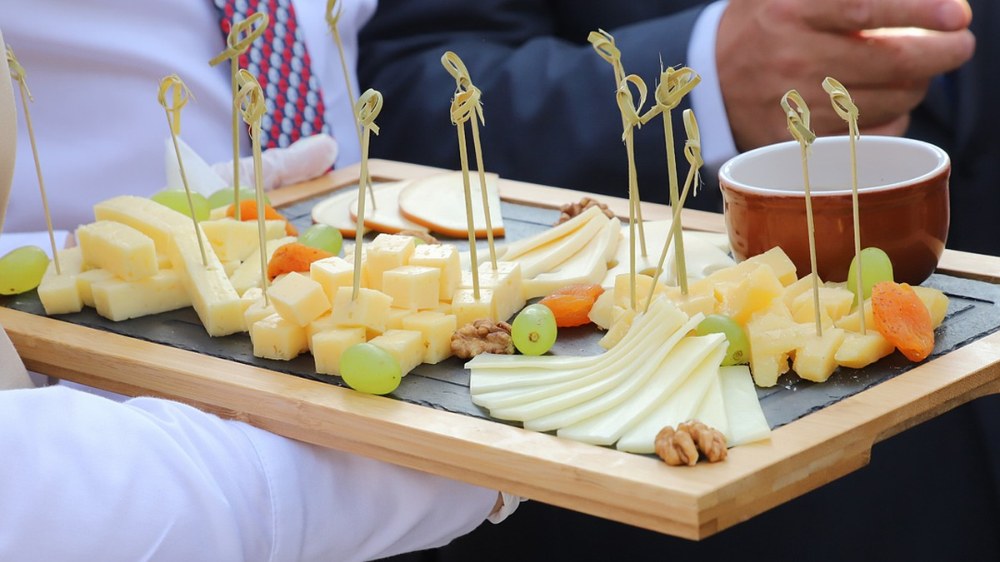 Как готовить вкусные сыры в домашней сыроварне