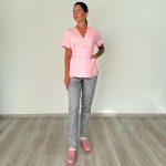 Красивый медицинский костюм – основа для создания положительного первого впечатления