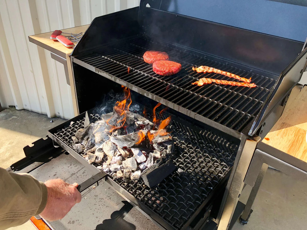 Настоящая классика – это об угольном гриле!