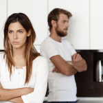 До чого сниться сварка з покійником: тлумачення за різними сонниками