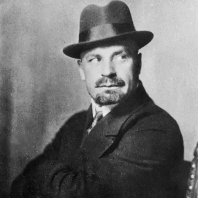 Винниченко на сонячних ваннах