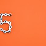 Що означає кармічне число 5 у класичній нумерології