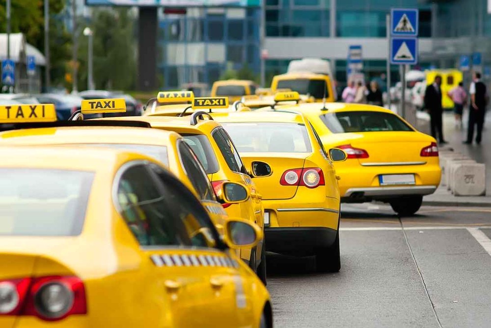 Taxi 838 розширює можливості онлайн-замовлення таксі в Києві та Львові